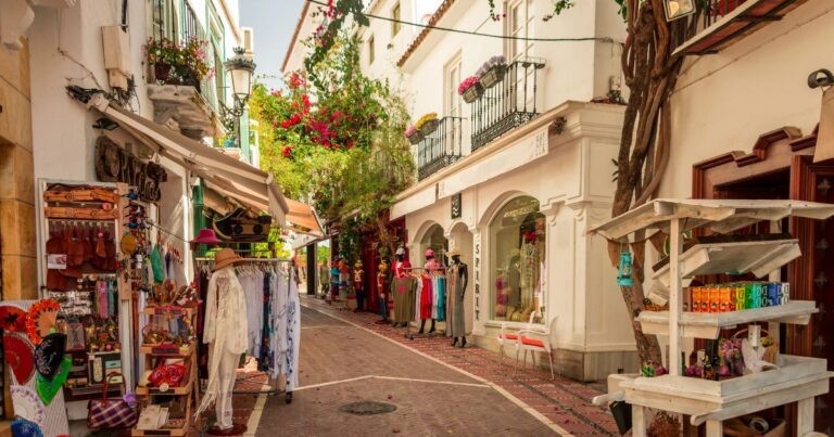Poznaj mercadillos, czyli pchle targi na Costa del Sol
